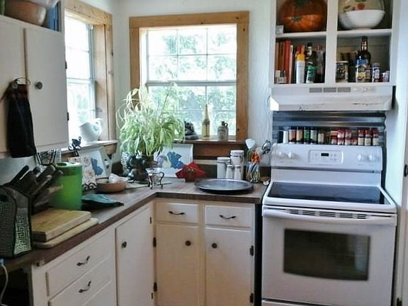 5th image of 4509 Clarke Dr