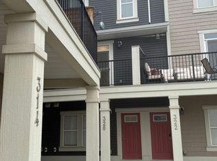 320 S Point Sq SW, Airdrie, AB T4B0X2