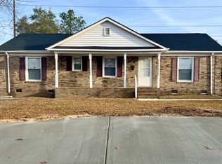 5212 Chesapeake Rd, Fayetteville, NC 28311