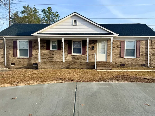 5212 Chesapeake Rd, Fayetteville, NC 28311