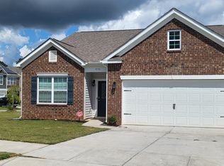 9731 Chase View Dr, Matthews, NC 28105