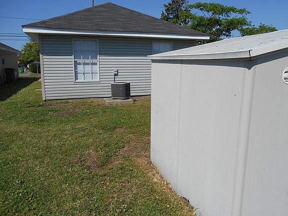 5th image of 2531 Huey P Long Ave