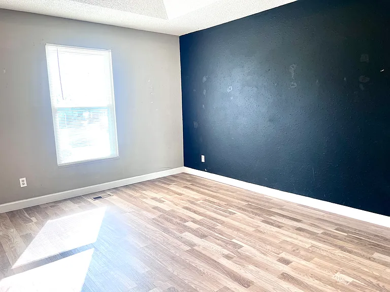 1807 Andrea Dr — Photo 13