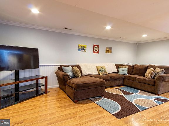 5th image of 3706 Ingleside Dr