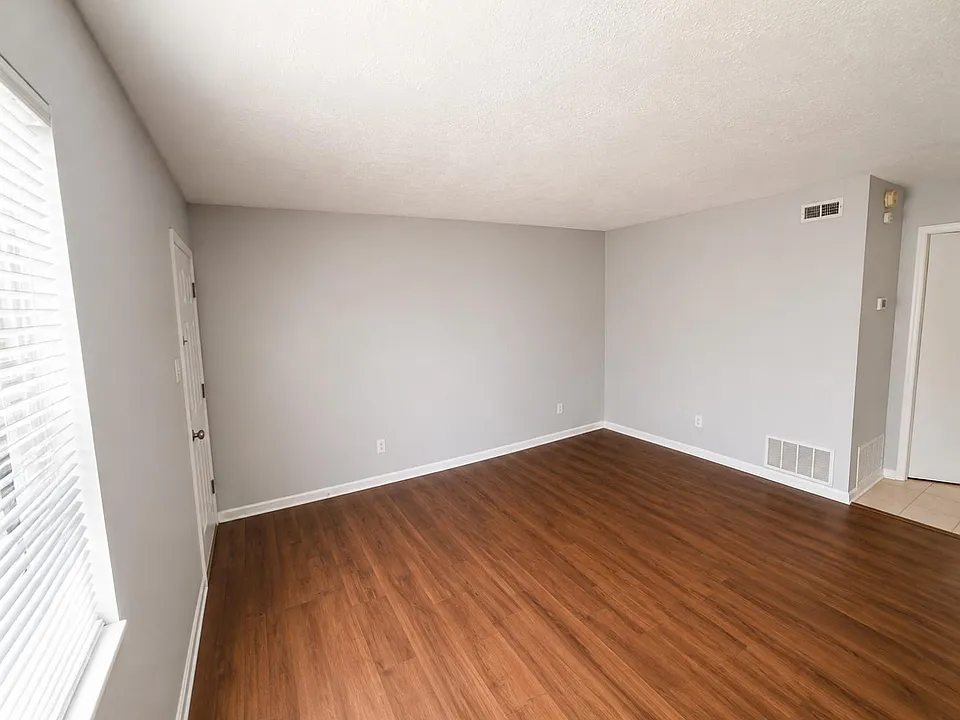 Unit Photo