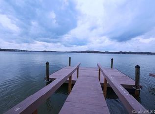 7002 Tega Cay Dr, Fort Mill, SC 29708