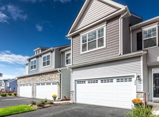 306 Ridgewood Dr #306, Royersford, PA 19468
