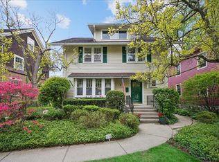 972 Elm St, Winnetka, IL 60093