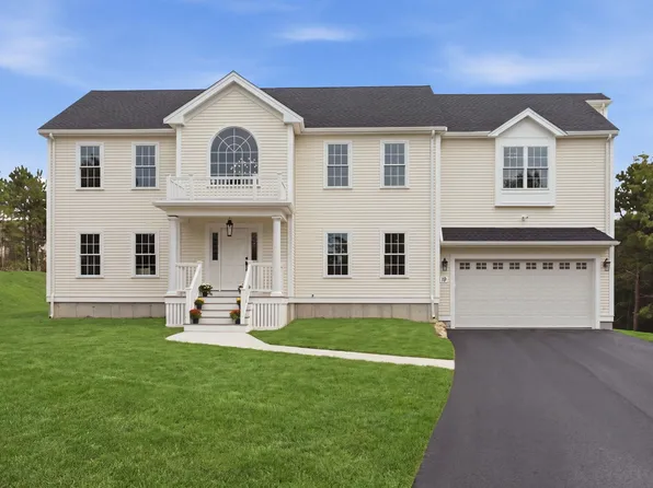 10 Citation Dr, Plymouth, MA 02360
