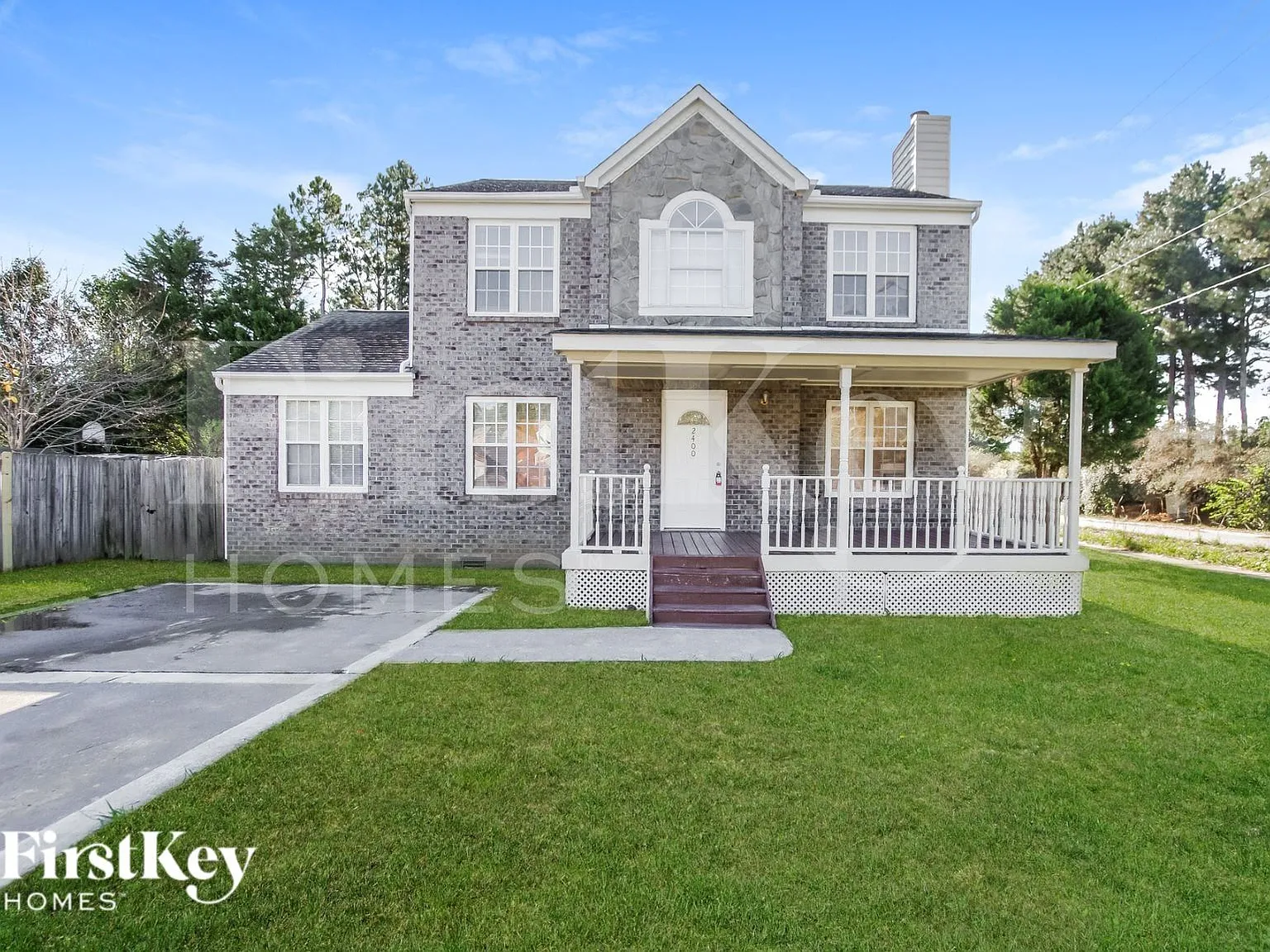3 bed, 2.5 bath, 1720 sqft, $1,770 — Photo 1
