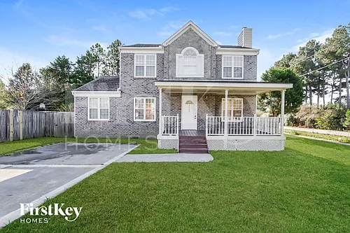 2400 Devon Dr Photo 1