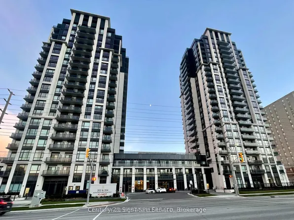 202 Burnhamthorpe Rd E #1906, Mississauga, ON L5A 3R8