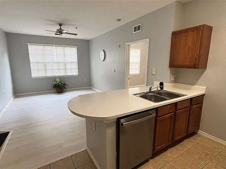 8103 Lillies Way #108 — Photo 8