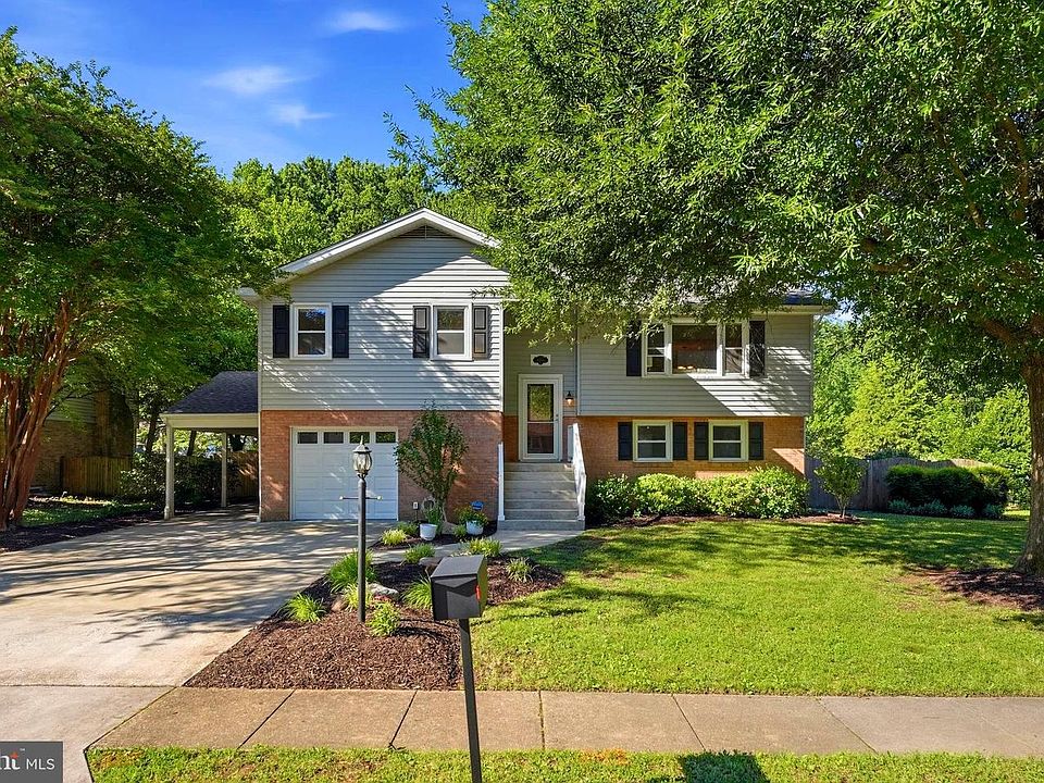 1st image of 4407 Aragon Pl