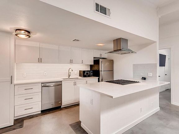 2nd image of 5601 Woodrow Ave APT 112