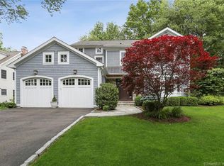 11 Circle Dr, Greenwich, CT 06830