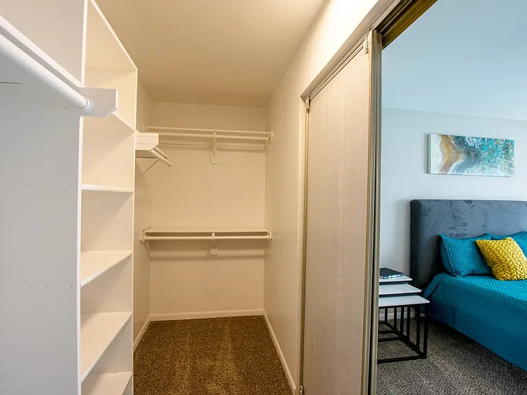 Park Edge Apartments — Photo 23