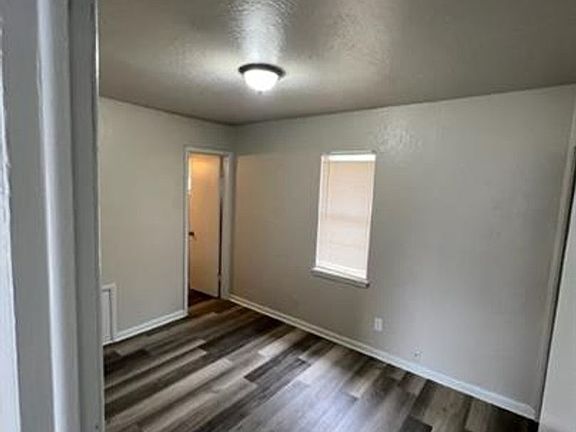 5th image of 2821 SW 33rd St