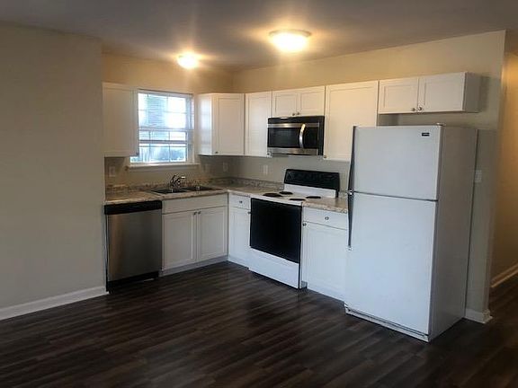 2nd image of 312 Woodland Ave APT 2