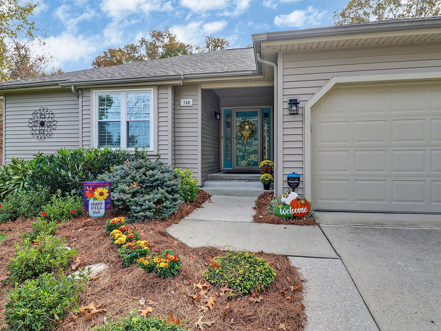 150 Dovenshire Drive - . — Photo 4