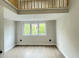 2564 38th St APT 2, Astoria, NY 11103