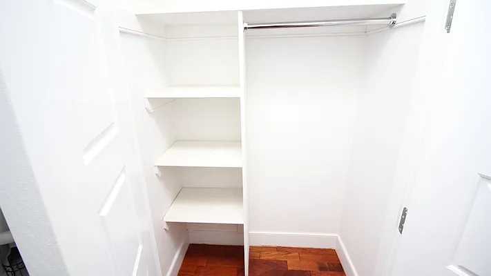 Rented by Nooklyn NYC LLC | media 17