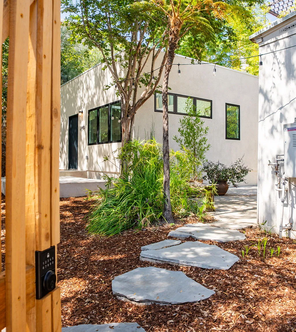 1 bed, 500 sqft, $2,850 — Photo 3
