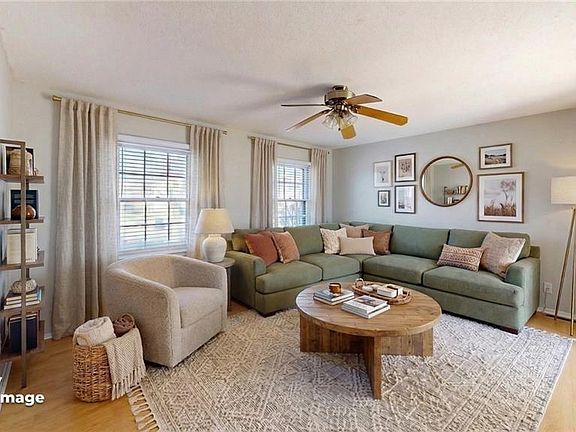 3rd image of 12011 Belmont Ave
