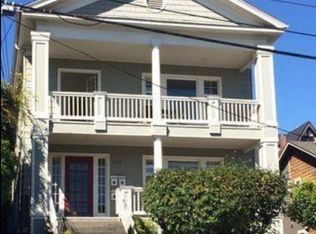 316 W Olympic Pl APT 2, Seattle, WA 98119