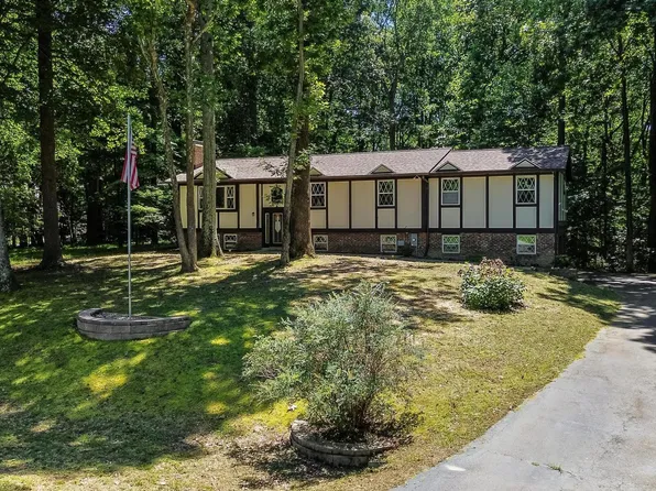 3740 Bristol Dr, Chesapeake Beach, MD 20732