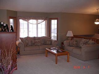 3rd image of 934 16th Ave W