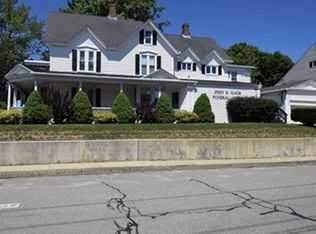 91 Vernon St, Gardner, MA 01440