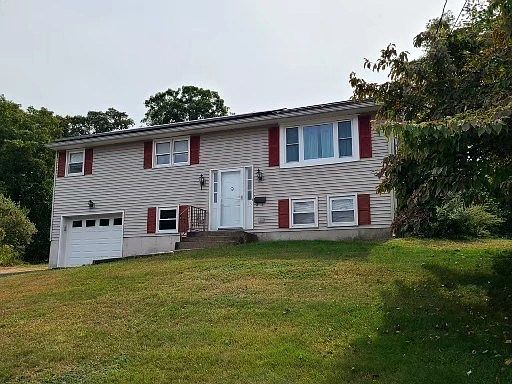 1st image of 26 Bellville Ln