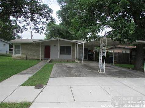1st image of 222 Lanark Dr