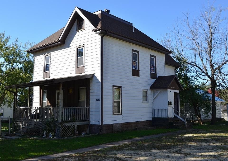 402 1st Ave NE, Oelwein, IA 50662 Zillow