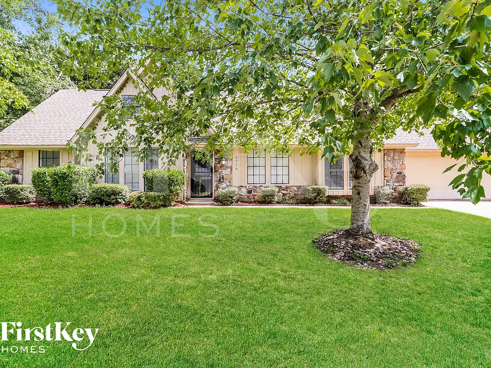 5716 Remsen Ave