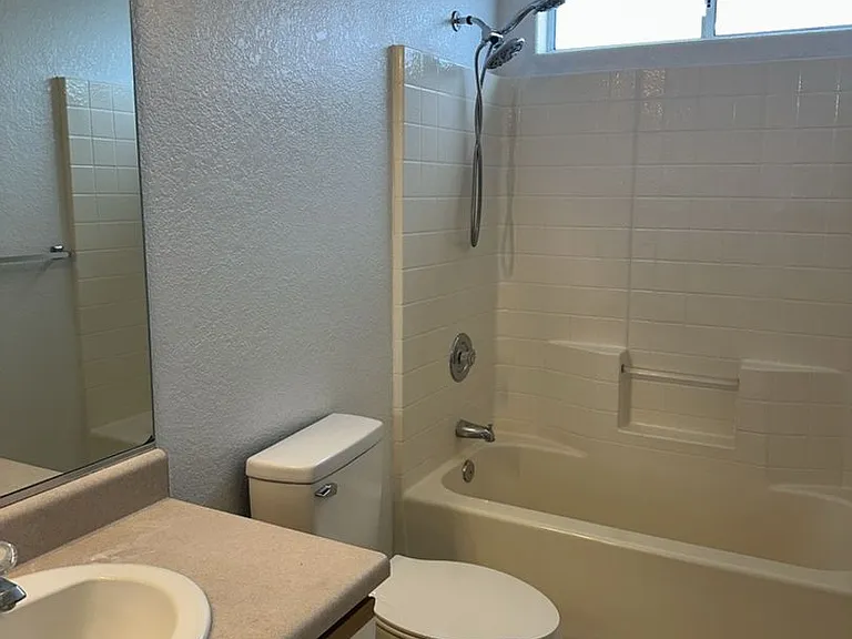 2870 Winterhaven Ct — Photo 26