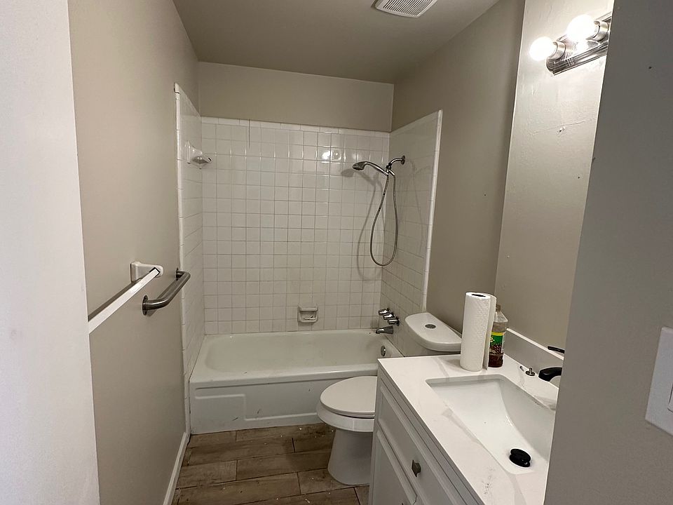 1st image of 7102 Richfield Dr