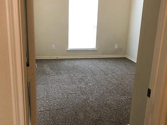 4th image of 7708 Pleasant Valley Trl