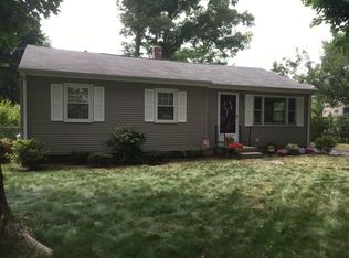 140 Balboa Dr, Springfield, MA 01119