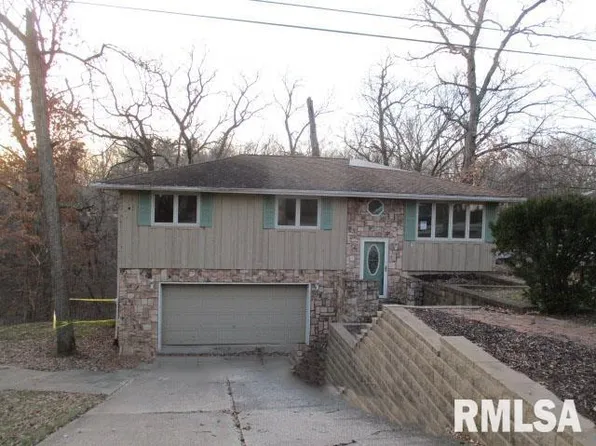 116 Oaklawn Ct, East Peoria, IL 61611