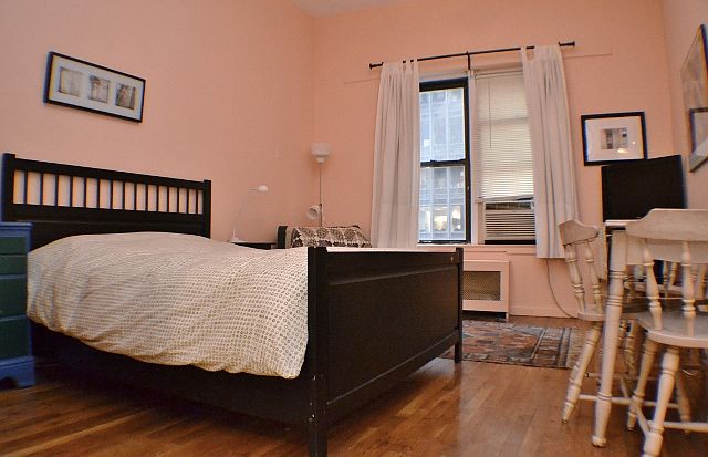 1st image of 211 W 53rd St APT 4D