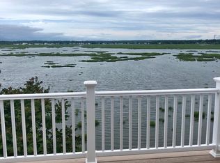 32 Milford Point Rd, Milford, CT 06460