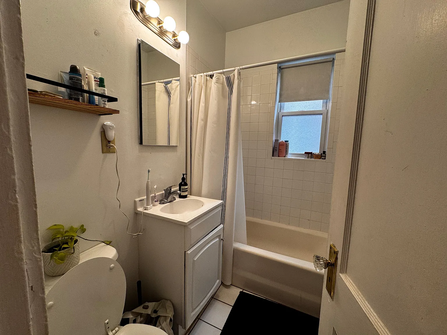 1 bed, 9999 sqft, $2,475 — Photo 4