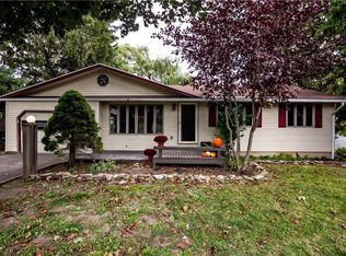 7201 Coventry Rd N, East Syracuse, NY 13057