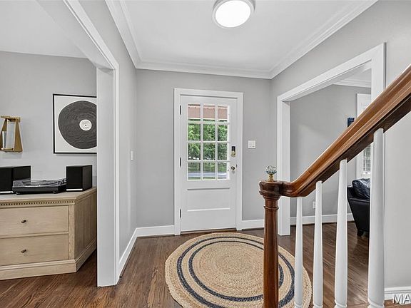 2nd image of 27 Ellsworth Ln