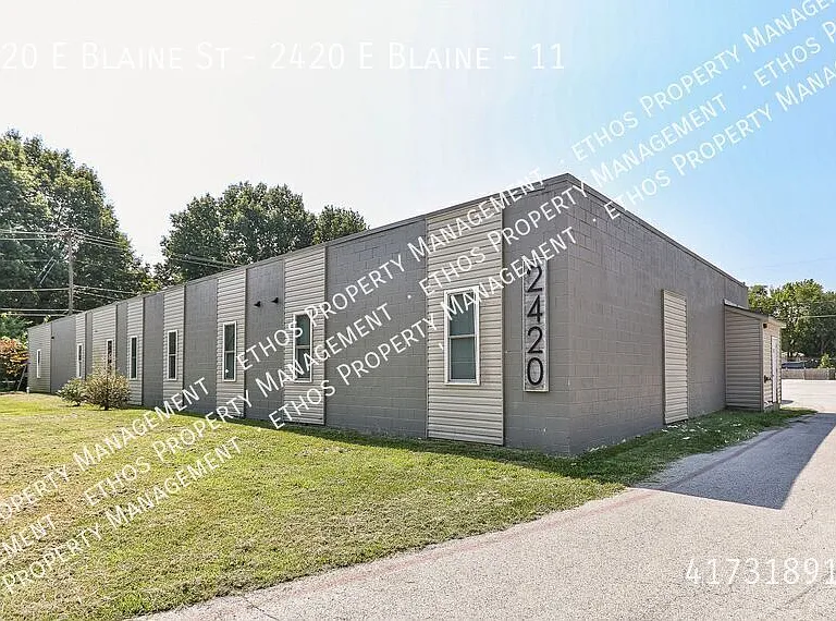 2420 E Blaine St #11 — Photo 1