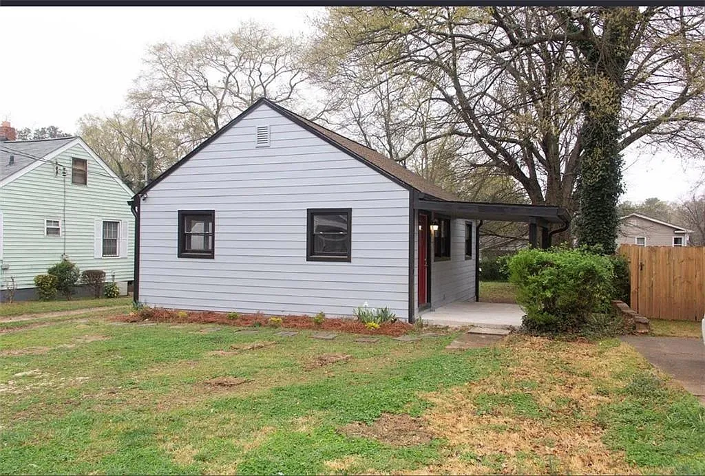 2 bed, 1.0 bath, 744 sqft, $1,525 — Photo 3