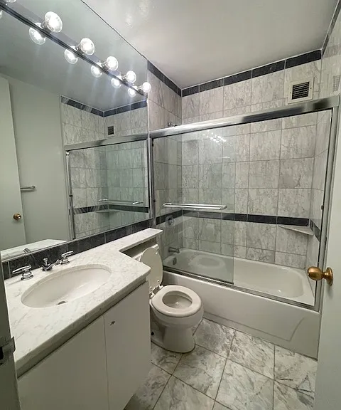 500 W 43rd St #24D — Photo 1