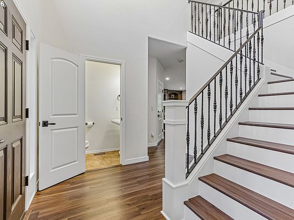 2nd image of 8607 NE 28th Way